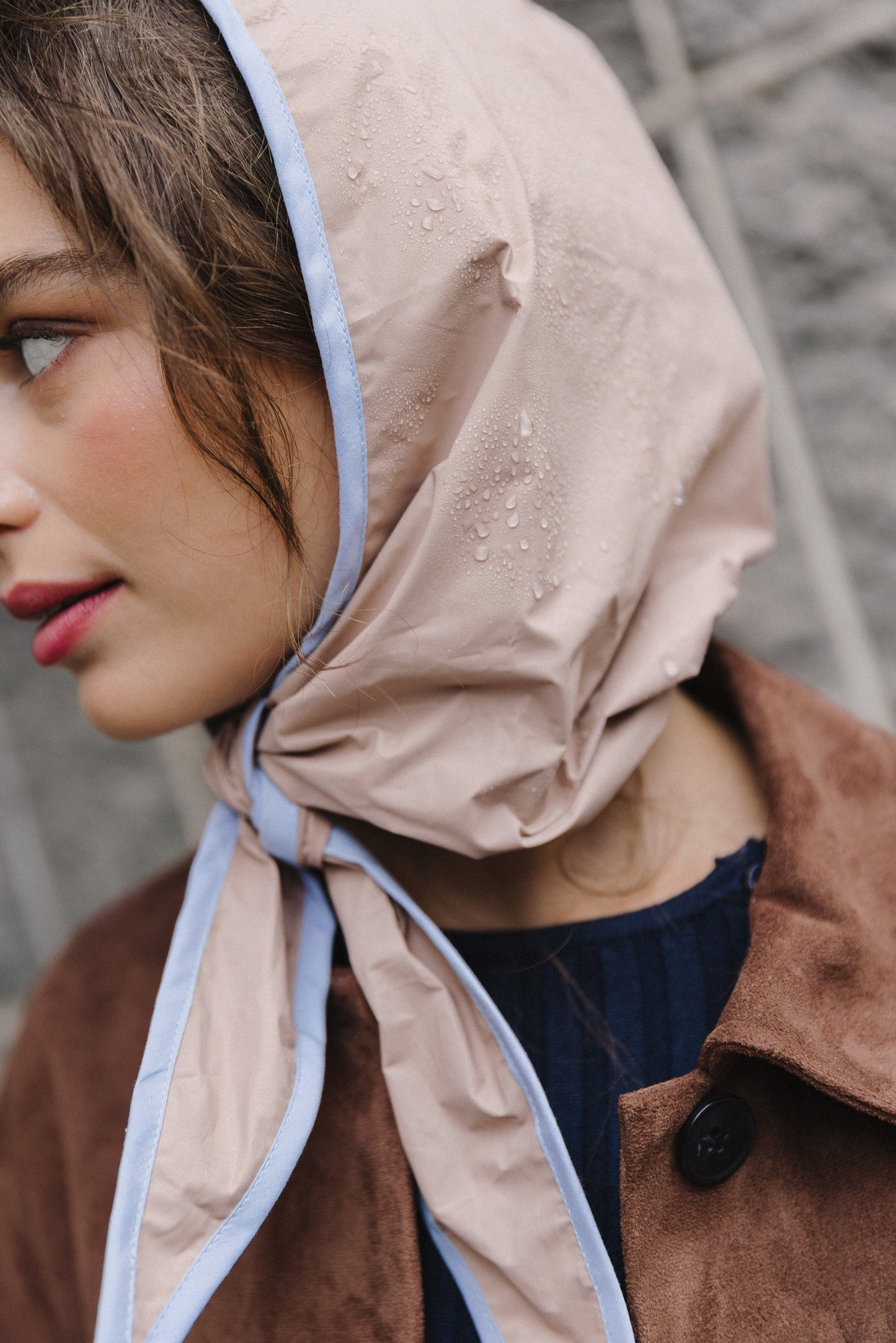 Raincap BELLE in beigeroze